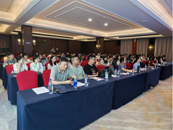 筑牢審計質量生命線：湘能卓信會計師事務所成功舉辦“2025年集團公司經責審計重點及技巧”“基建項目、并購（含合作開發）項目審計”專題培訓